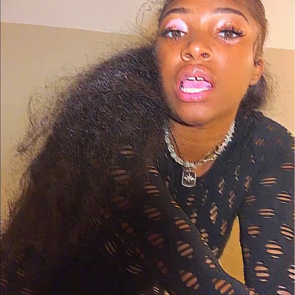 Meet your Posher, Jasmine